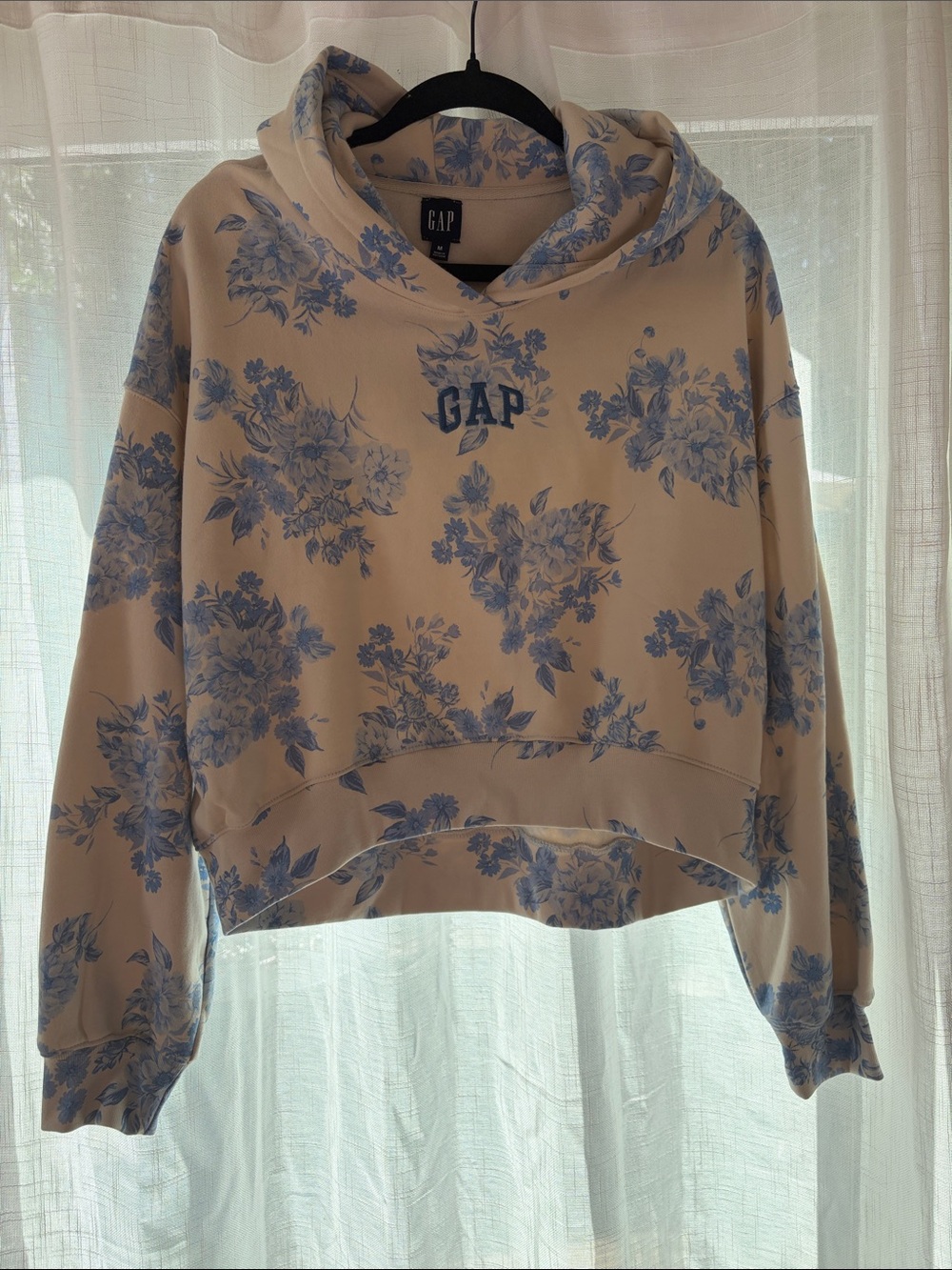 NWT GAP Cream Hoodie with Blue Floral Print sz M